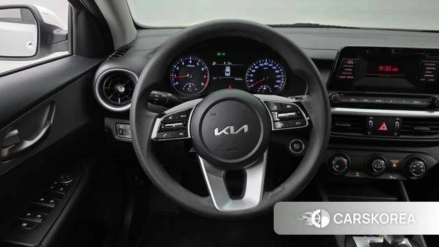 Kia The New K3 2nd generation 2021 Белый из Кореи, фото 5