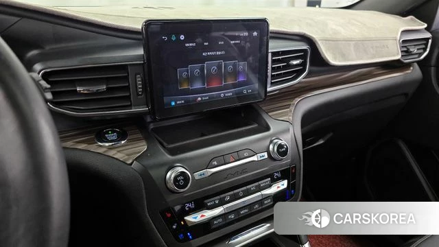 Ford Explorer 6th Generation 2019 Белый из Кореи, фото 5