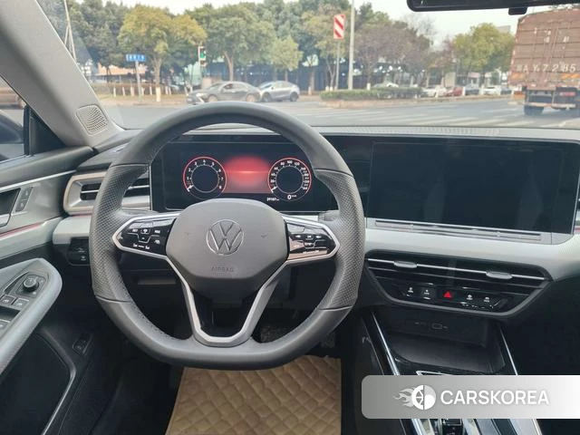 Volkswagen Lamando 2023 Темно-серый из Китая, фото 5