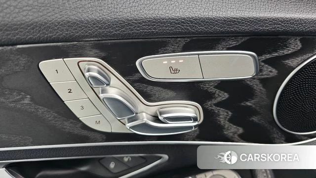 Mercedes-Benz C-Class W205 2018 Синий из Кореи, фото 5