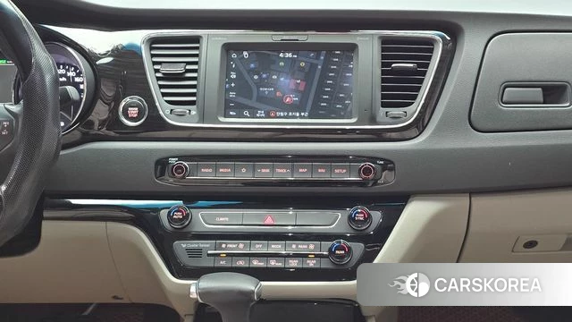 Kia The New Carnival 2018 Черный из Кореи, фото 5