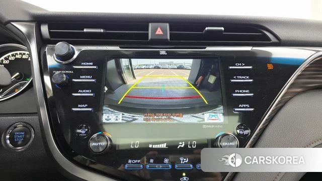 Toyota Camry (XV70) 2018 Серый из Кореи, фото 5