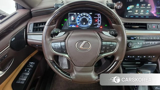 Lexus ES300h 7th generation 2018 Песочный из Кореи, фото 5