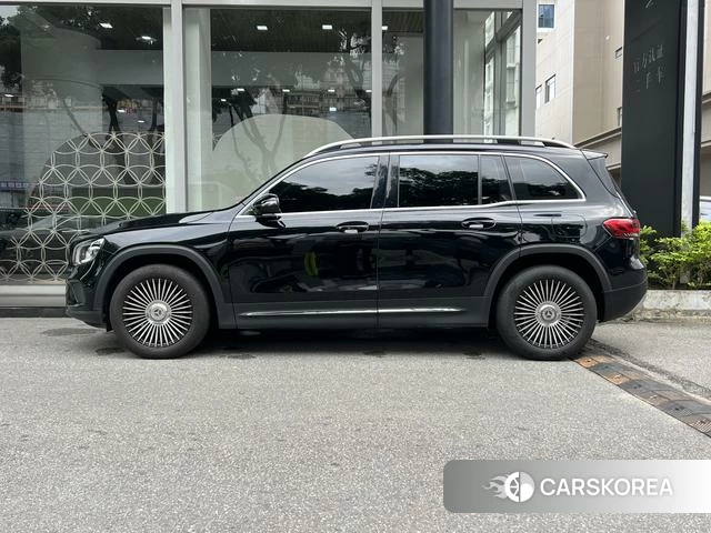 Mercedes-Benz GLB 2023 Черный из Китая, фото 5