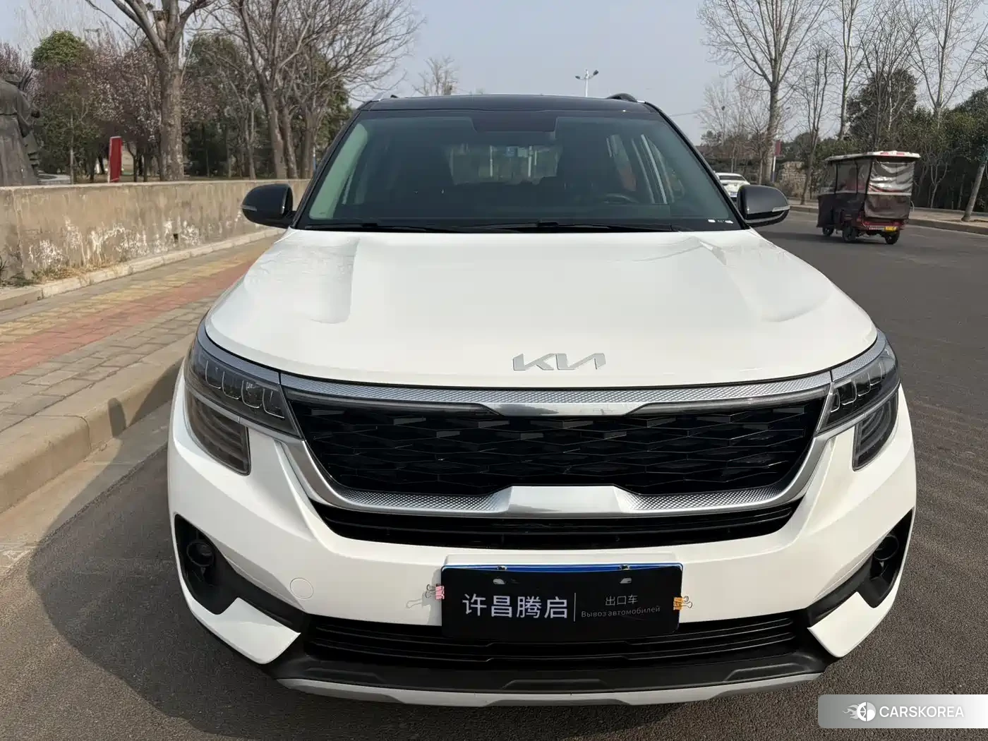 Kia KX3 2022 Белый из Китая, фото 5