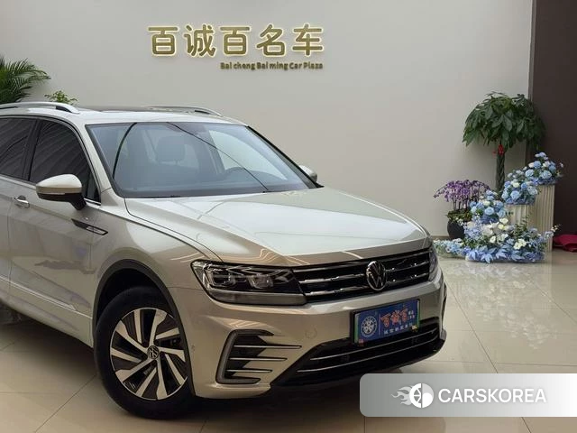 Volkswagen Tiguan L 2021 Шампань из Китая, фото 5