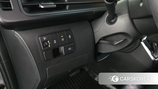 Hyundai Staria 2023 Серебристо-серый из Кореи, фото 5