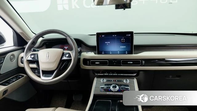 Lincoln Aviator 2nd generation 2023 Белый из Кореи, фото 5