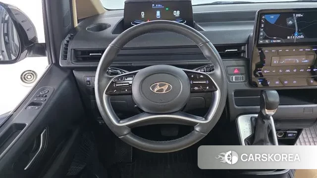 Hyundai Staria 2023 Белый из Кореи, фото 5