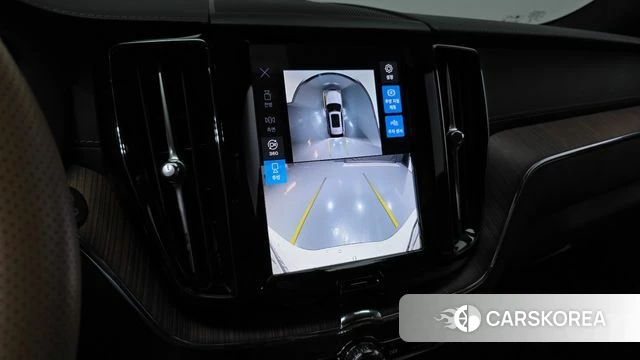 Volvo XC60 second Generation 2024 Белый из Кореи, фото 5