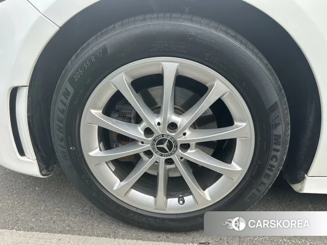 Mercedes-Benz A-Class 2021 Белый из Китая, фото 5