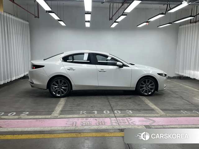 Mazda 3 2021 Белый из Китая, фото 5