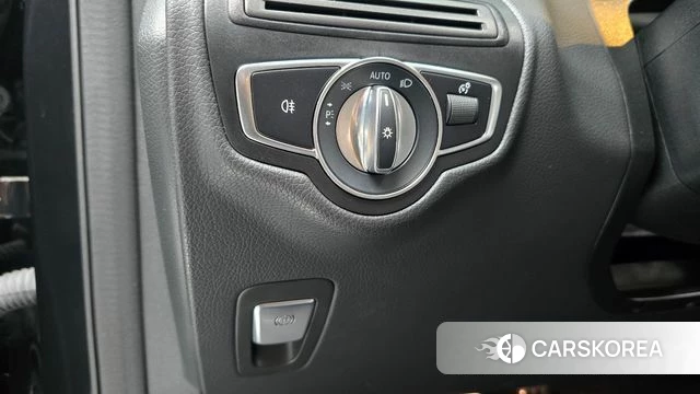 Mercedes-Benz GLC-Class X253 2022 Черный из Кореи, фото 5