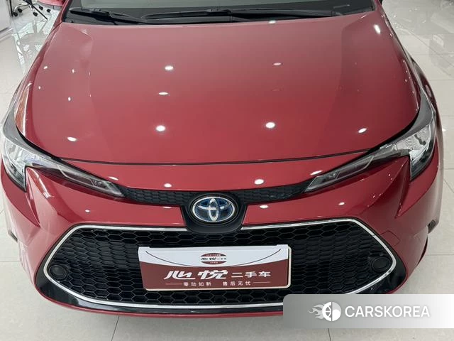 Toyota Levin 2021 Красный из Китая, фото 5
