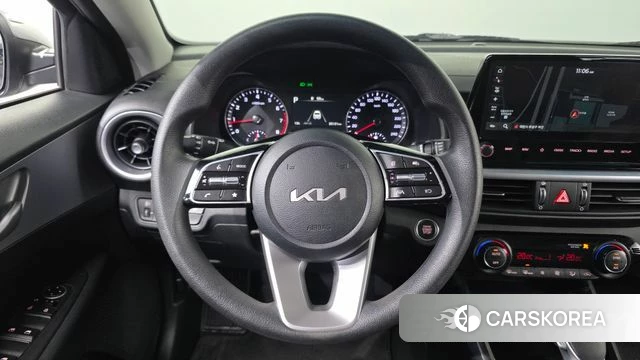Kia The New K3 2nd generation 2024 Серебристо-серый из Кореи, фото 5