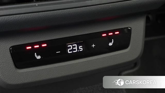 Audi Q5 (80A) 2025 Черный из Кореи, фото 5