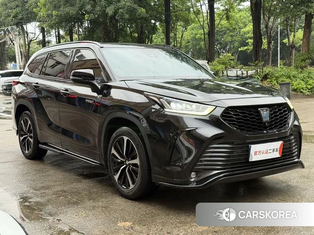 Toyota Crown 2021 Черный из Китая, фото 5