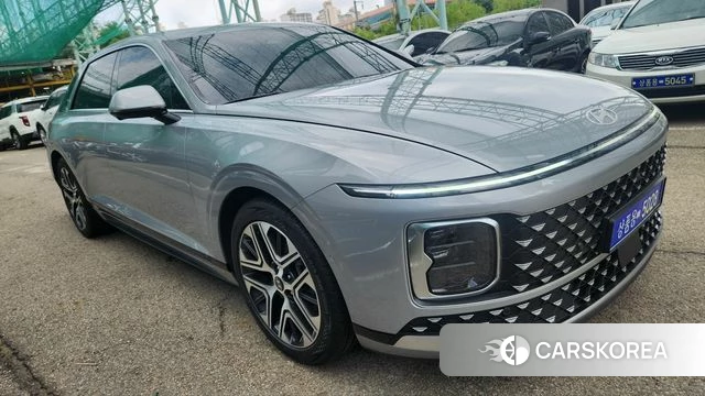 Hyundai Grandeur (GN7) 2023 Серебристо-серый из Кореи, фото 5