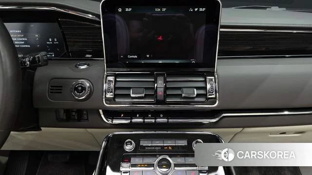 Lincoln Navigator 4th generation 2021 Белый из Кореи, фото 5