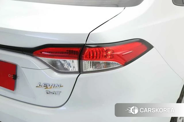 Toyota Levin 2021 Белый из Китая, фото 5