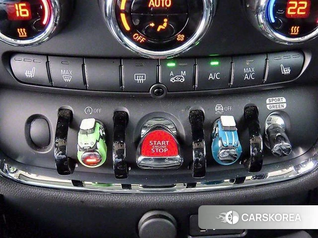 Mini Cooper Clubman 2022 Серебристо-серый из Кореи, фото 5