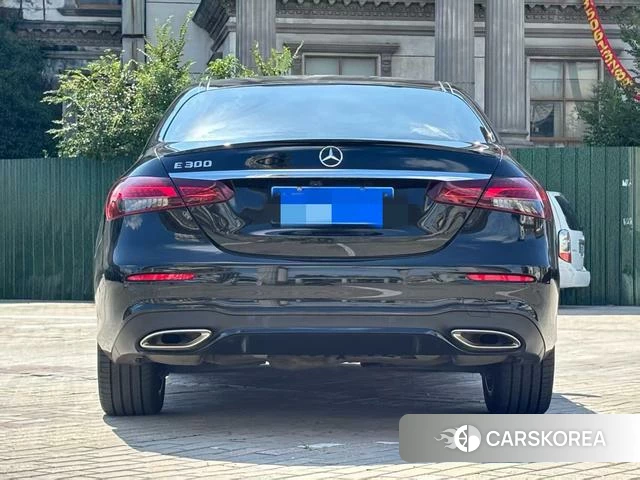 Mercedes-Benz E-Class 2021 Черный из Китая, фото 5