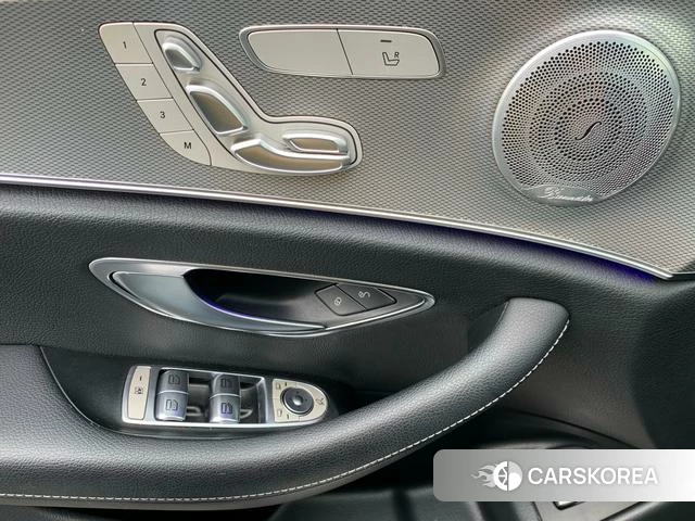 Mercedes-Benz E-Class 2020 Серебристо-серый из Китая, фото 5