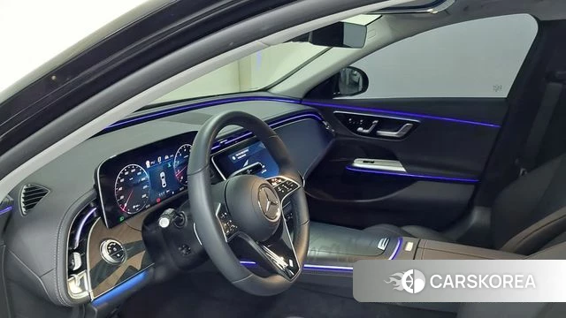 Mercedes-Benz E-Class W214 2025 Черный из Кореи, фото 5