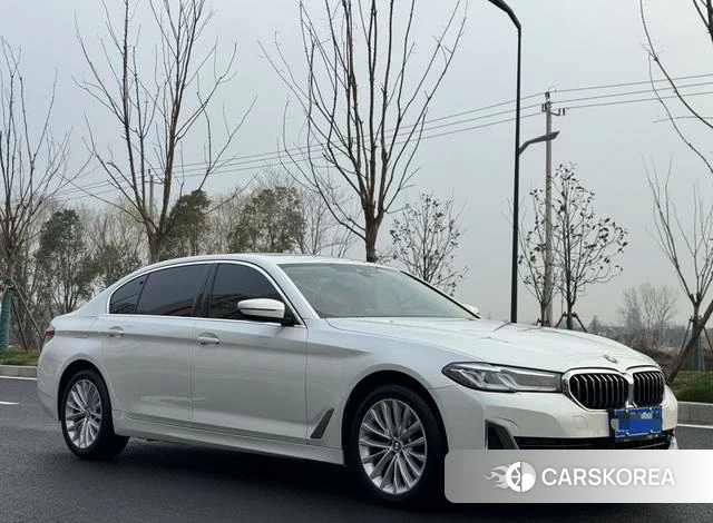 BMW 5 series 2021 Белый из Китая, фото 5