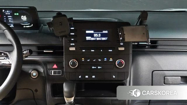 Hyundai Staria 2024 Серебряный из Кореи, фото 5