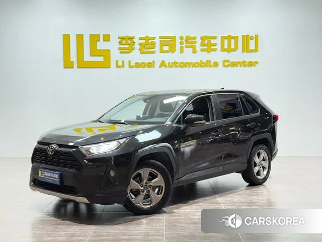 Toyota RAV4 2022 Черный из Китая, фото 5