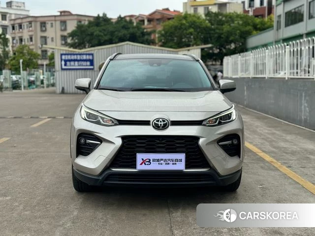 Toyota Wildlander 2023 Серебристо-серый из Китая, фото 5