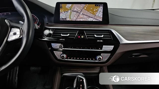 BMW 5 Series (G30) 2020 Синий из Кореи, фото 5