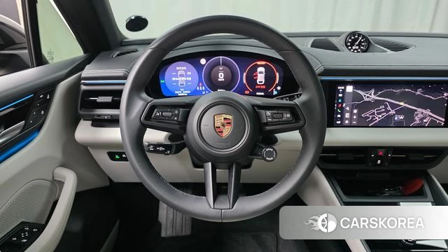 Porsche Makan EV 2025 Черный из Кореи, фото 5