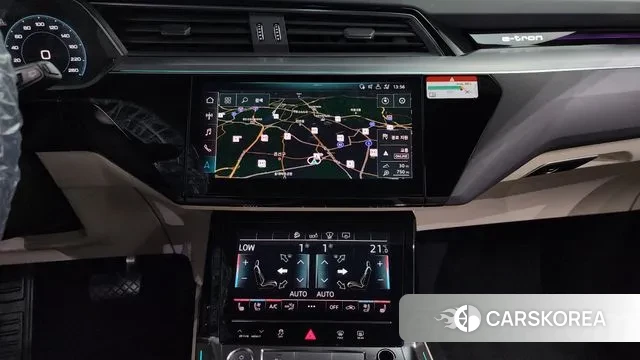 Audi e-Tron 2020 Черный из Кореи, фото 5