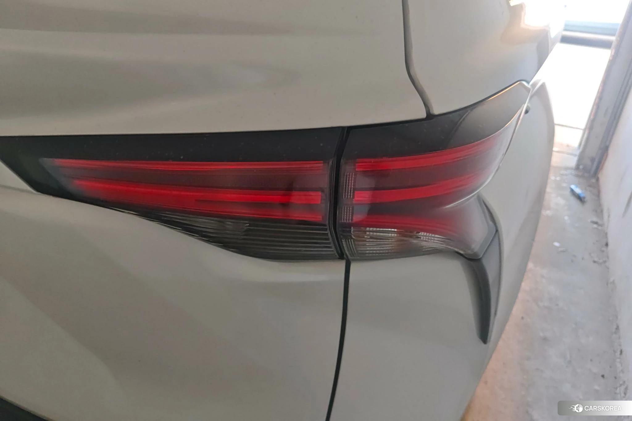 Toyota Sienna 2023 Белый из Китая, фото 5