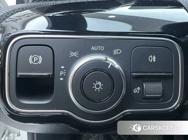 Mercedes-Benz A-Class 2023 Белый из Китая, фото 5