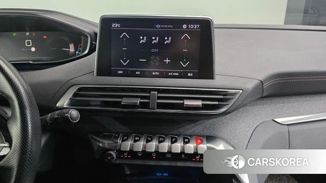 Peugeot 5008 second generation 2018 Белый из Кореи, фото 5