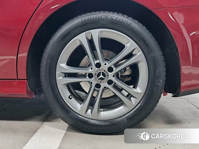 Mercedes-Benz A-Class 2021 Красный из Китая, фото 5