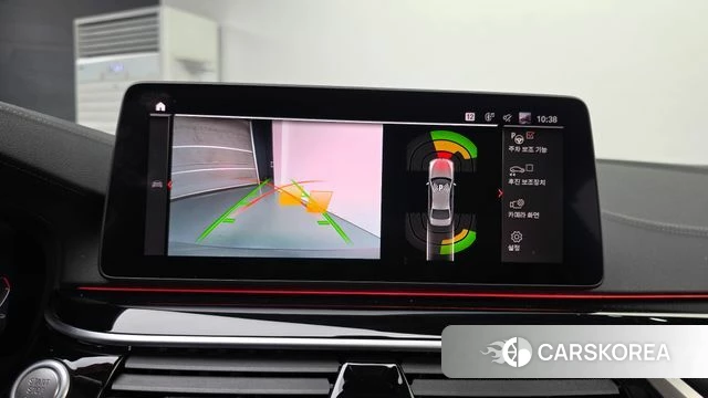 BMW 5 Series (G30) 2022 Серебристо-серый из Кореи, фото 5