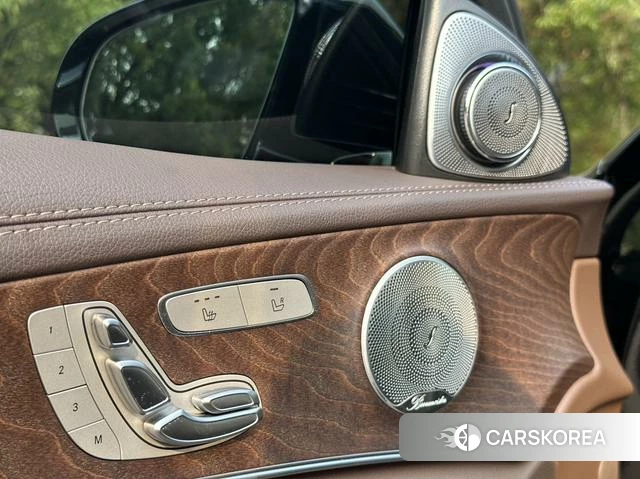 Mercedes-Benz E-Class 2021 Черный из Китая, фото 5