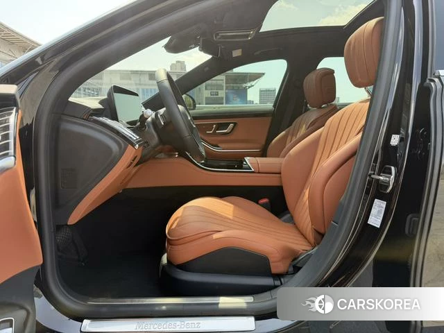 Mercedes-Benz S-Class 2024 Черный из Китая, фото 5