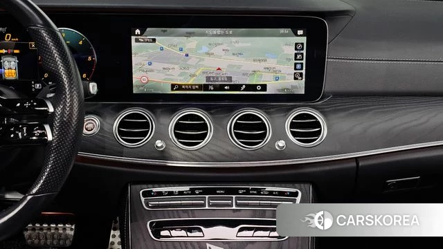 Mercedes-Benz E-Class W213 2020 Белый из Кореи, фото 5