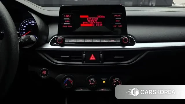 Kia The New K3 2nd generation 2022 Серебристо-серый из Кореи, фото 5