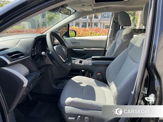 Toyota Granvia 2024 Черный из Китая, фото 5