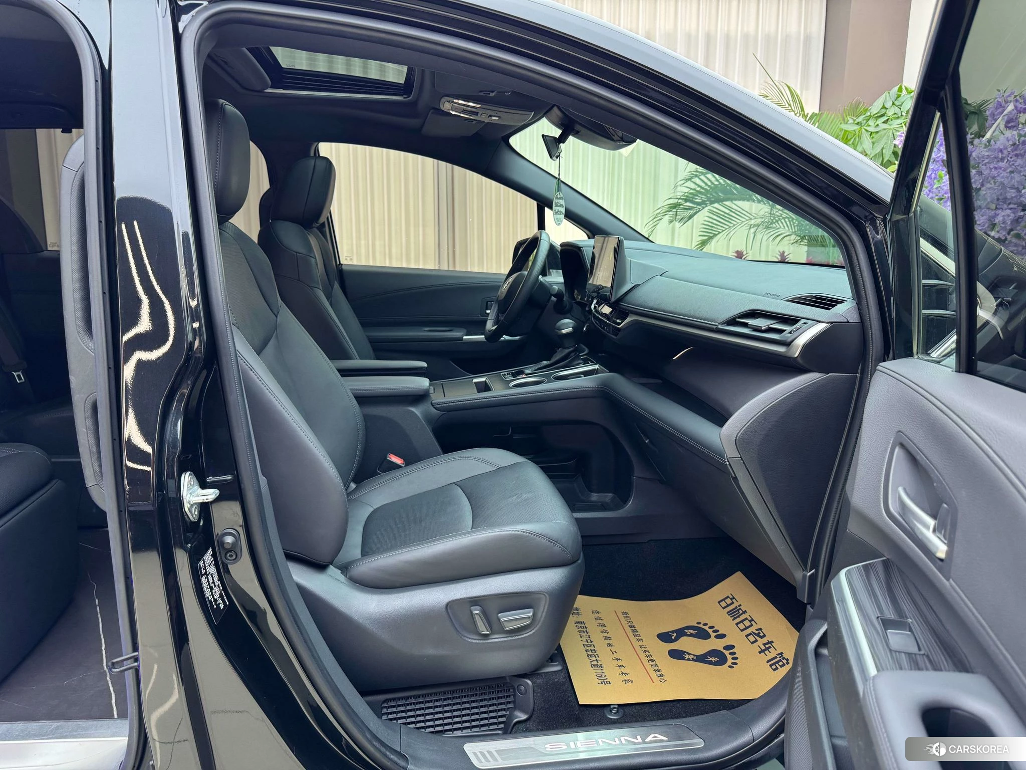 Toyota Sienna 2024 Черный из Китая, фото 5