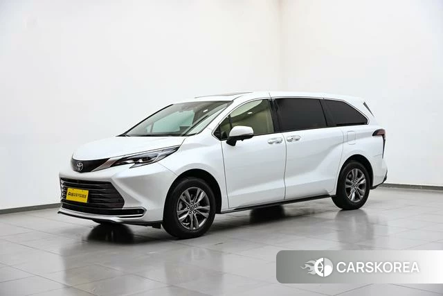 Toyota Sienna 2025 Белый из Китая, фото 5