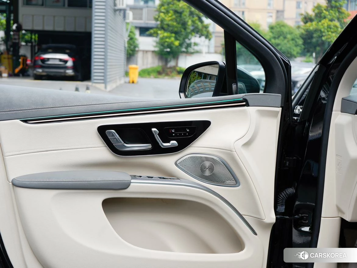 Mercedes-Benz EQS 2023 Черный из Китая, фото 5