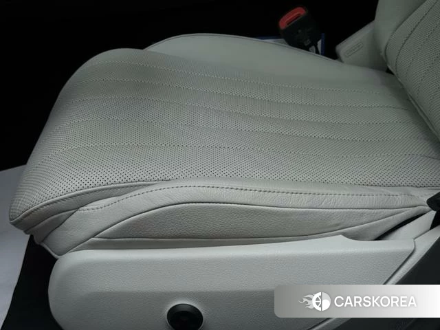 Mercedes-Benz E-Class 2024 Синий из Китая, фото 5