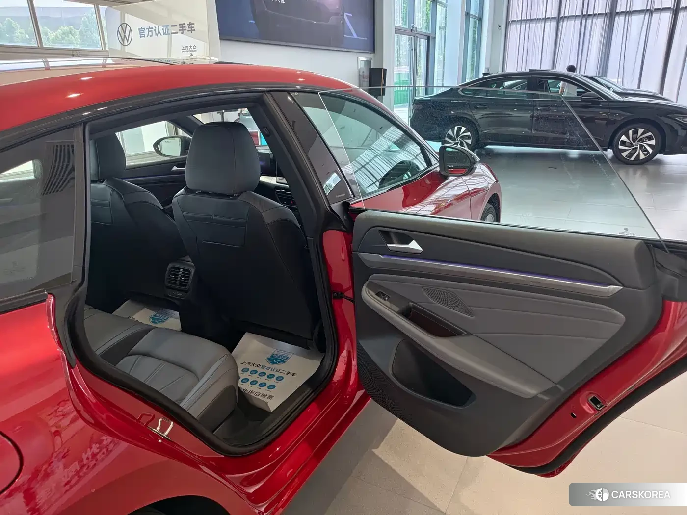 Volkswagen Lamando 2025 Red/purple из Китая, фото 5